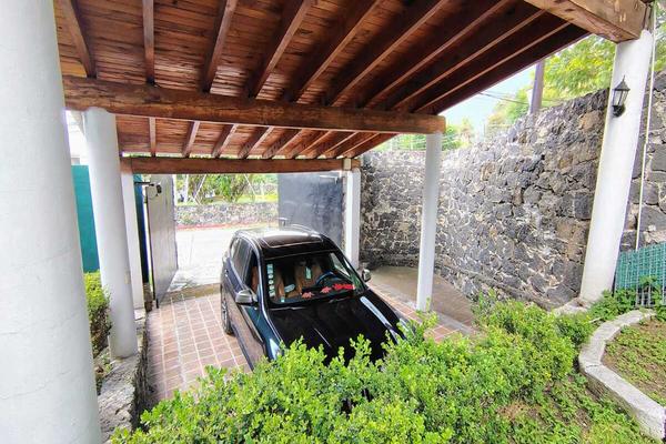 Foto de inmueble en Carr Cuernavac-Acapulco Km 9.5, Col. Temixco Centro C.P. 62580, Temixco