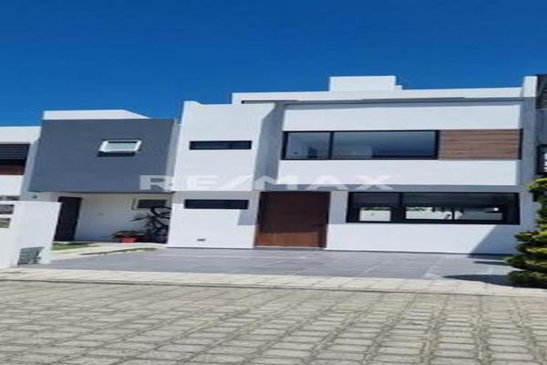 Foto de inmueble en Carretera Federal México - Puebla, Col. Cuanalá C.P. 72640, Juan C. Bonilla