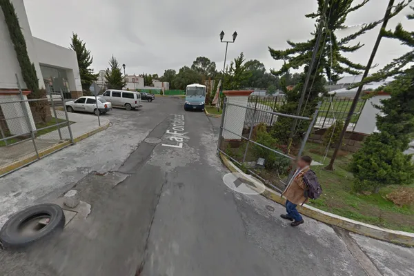 Foto de inmueble en CARRETERA FEDERAL MEXICO-PACHUCA KM 30.5, CONJUNTO LA FORTALEZA, Col. Ecatepec Centro C.P. 55000, Ecatepec de Morelos