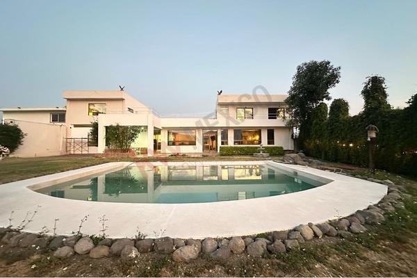 Foto de inmueble en carretera federal Puebla-Atlixco #2410, Col. San Agustín Ixtahuixtla C.P. 74360, Atlixco