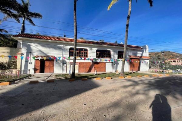 Foto de inmueble en Carretera Jocotepec-chapalaLa Paz 420-Km. 13 San Juan CosaláJal., Col. Chapala Centro C.P. 45900, Chapala