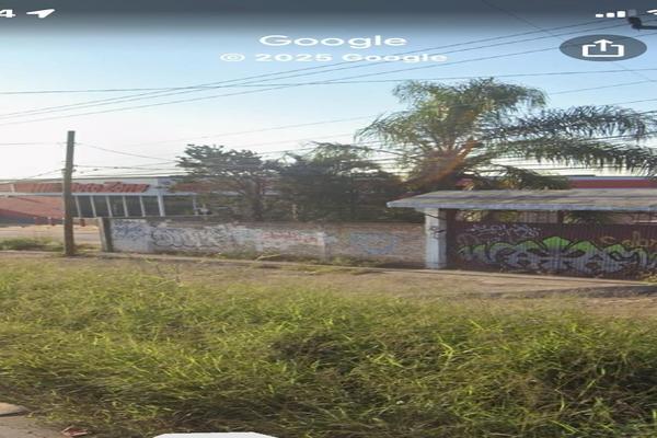 Foto de inmueble en carretera libre zapotlanejo, Col. Residencial Las Lomas C.P. 45630, San Pedro Tlaquepaque