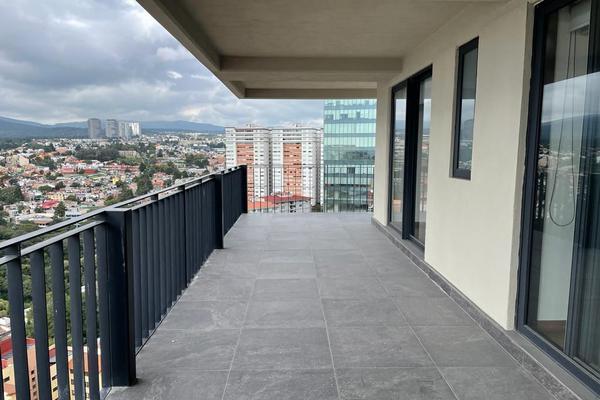 Foto de inmueble en Carret. Méx. Toluca, Col. Santa Fe Cuajimalpa C.P. 05348, Cuajimalpa de Morelos
