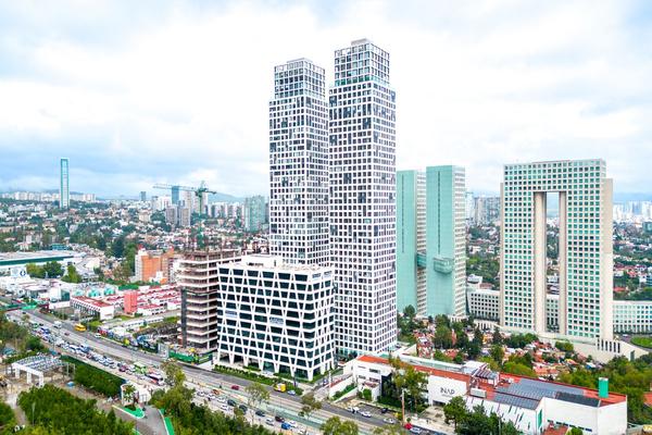 Foto de inmueble en Carretera México-Toluca, Col. Cooperativa Palo Alto C.P. 05110, Cuajimalpa de Morelos
