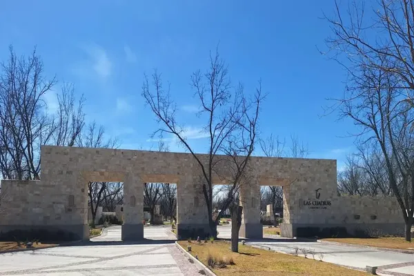 Foto de inmueble en Carretera Mezquital #1101, Col. Real del Country C.P. 34162, Durango