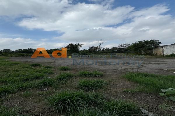 Foto de inmueble en Carretera Mezquital - Santa Rosa, Col. Corinto Residencial C.P. 66630, Apodaca