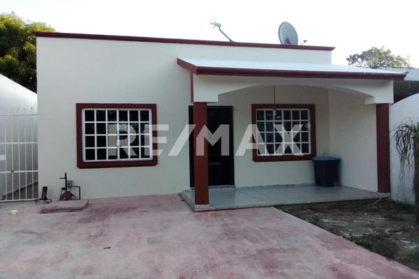 Foto de inmueble en Carretera Paraiso- Comalcalco, Col. Occidente 2a Secc C.P. 86650, Comalcalco