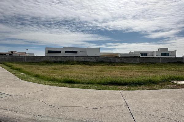 Foto de inmueble en Carretera Queretaro tlacote, Col. Provincia Santa Elena C.P. 76177, Querétaro