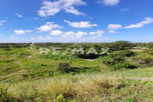 Foto de inmueble en Carretera Tampico-Mante, Col. Miramar C.P. 89604, Altamira