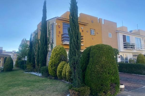 Foto de inmueble en Carretera Toluca-Naucalpan km 52.5, Col. Misiones de Santa Esperanza C.P. 50227, Toluca