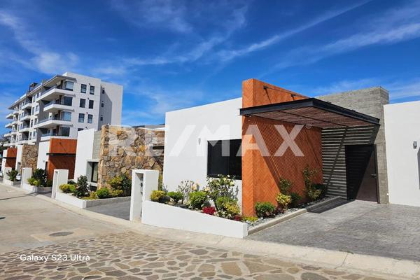 Foto de inmueble en Carretera trasnpeninsular, Col. La Misión C.P. 22765, Ensenada