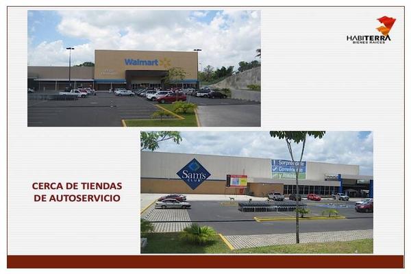 Foto de inmueble en CARRETERA TUXPAN- TAMPICO, FRENTE A WALMART, Col. INFONAVIT Las Granjas C.P. 92894, Tuxpan