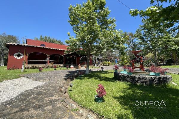 Foto de inmueble en carretera Xalapa Veracruz, Col. Tres Pasos C.P. 91643, Emiliano Zapata