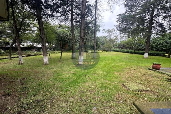 Foto de inmueble en Carretera Xochimilco San Pablo, Col. San Mateo Xalpa C.P. 16800, Xochimilco