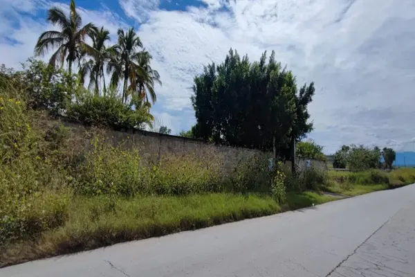 Foto de inmueble en Carretera Zacatepec-Tlaltizapan, Col. Jojutla Centro C.P. 62900, Jojutla