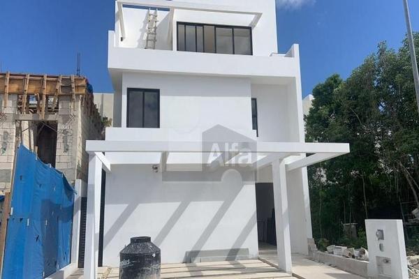 Foto de inmueble en Casa en Río Residencial, Col. Paraíso Cancún C.P. 77536, Benito Juárez