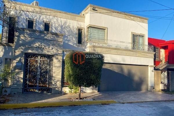 Foto de inmueble en Casa en Venta en Reynosa Alta plusvalía y acceso rápido, Col. Las Fuentes Secc Aztlán C.P. 88719, Reynosa