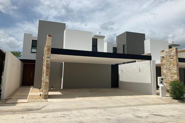 Foto de inmueble en CASA EN VENTA MERIDAPRIVADA AIREPURO SAN IGNACIOENTREGA INMEDIATA., Col. San Ignacio C.P. 97334, Progreso