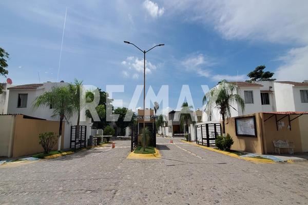 Foto de inmueble en Casa en Venta Real Ixtapa 1era Seccion, Col. Real Ixtapa C.P. 48280, Puerto Vallarta