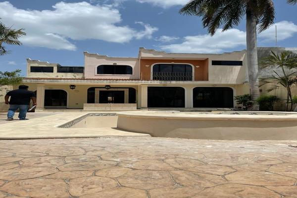 Foto de inmueble en CASA EN VENTA/RENTA MERIDAGRAN SAN PEDRO CHOLULENTREGA INMEDIATA., Col. San Pedro Cholul C.P. 97138, Mérida