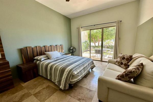Foto de inmueble en casa mexicana #321, Col. El Tezal C.P. 23454, Los Cabos