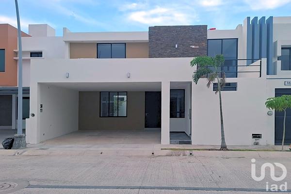 Foto de inmueble en Castilla #203, Col. Colinas de Santa Fe C.P. 28017, Colima