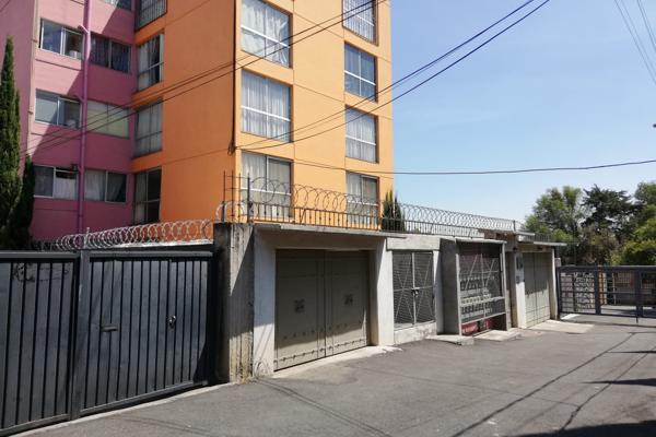 Foto de inmueble en 2da cerrada de michoacan #20, Col. Miguel Hidalgo C.P. 14250, Tlalpan