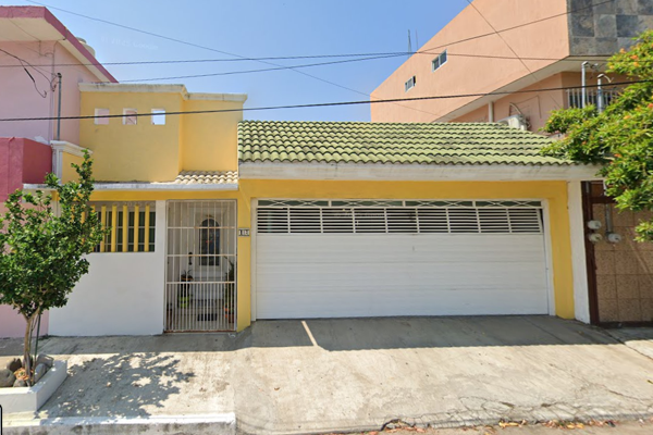 Foto de inmueble en SALVADOR GONZALEZ #12, Col. Ejido Primero de Mayo Norte C.P. 94297, Boca del Río