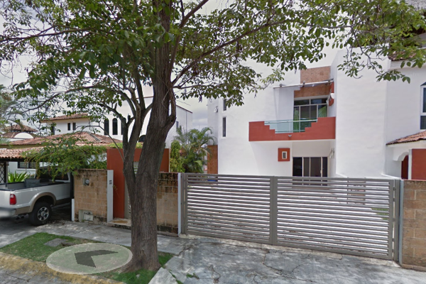 Foto de inmueble en Flamingos  #s/n, Col. Marina Vallarta C.P. 48335, Puerto Vallarta