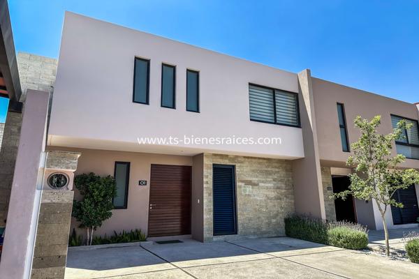 Foto de inmueble en Altos del Marques, Col. Altos del Marqués 1 y 2 Etapa C.P. 76140, Querétaro