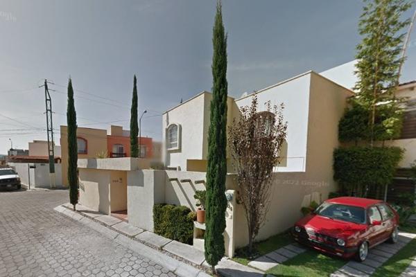Foto de inmueble en Mauricio Garcés  #s/n, Col. La Joya C.P. 76180, Querétaro