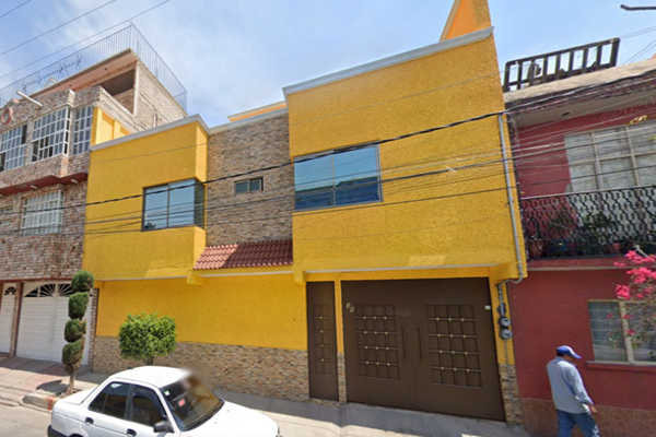 Foto de inmueble en Calle 33 39 #39, Col. Campestre Guadalupana C.P. 57120, Nezahualcóyotl
