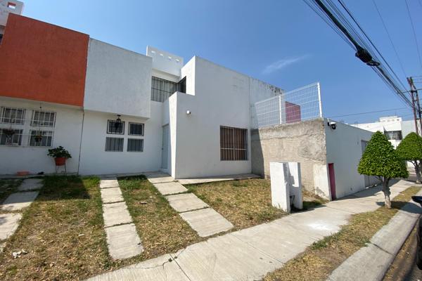 Foto de inmueble en CORREGIDORA #s/n, Col. Los Candiles C.P. 76903, Corregidora