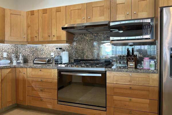 Foto de inmueble en Carretera Pte.  Chapala Properties, 45920 Ajijic, Jal. #527Int. 41, Col. Ajijic Centro C.P. 45920, Chapala