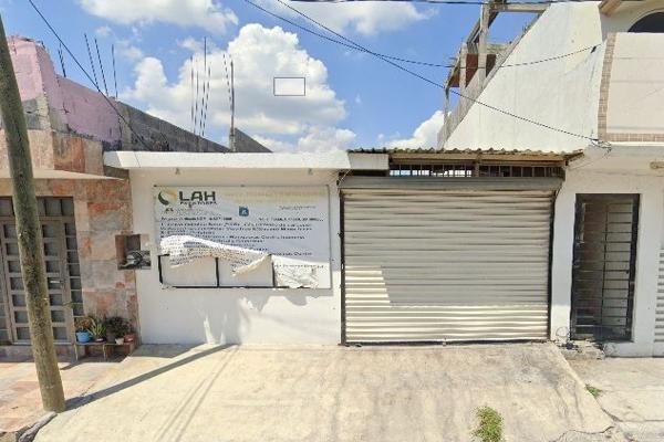 Foto de inmueble en AVICOLA #207, Col. Barrio de La Industria C.P. 64102, Monterrey