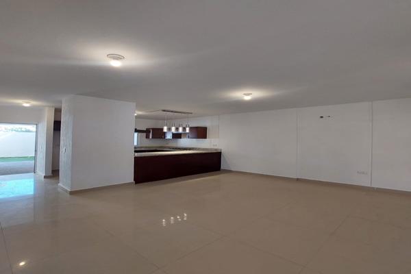 Foto de inmueble en Avenida los Robles 82 #82, Col. Lomas del Sol C.P. 63735, Bahía de Banderas