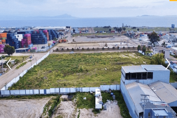 Foto de inmueble en Calzada Vista Al Mar, Col. FONDEPORT C.P. 22760, Ensenada