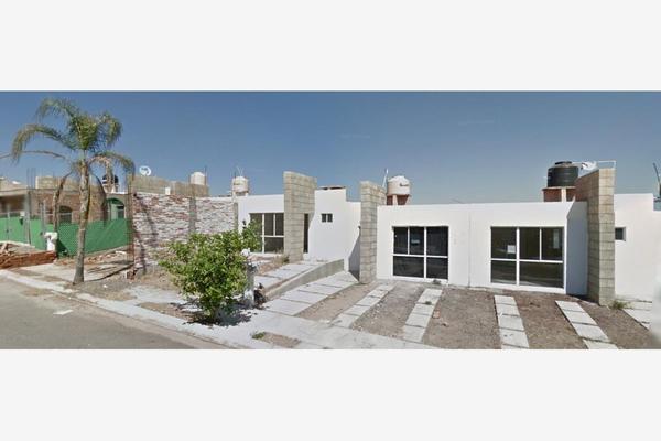 Foto de inmueble en CEDRO #0, Col. Privada Residencial Real del Monte C.P. 38984, Uriangato