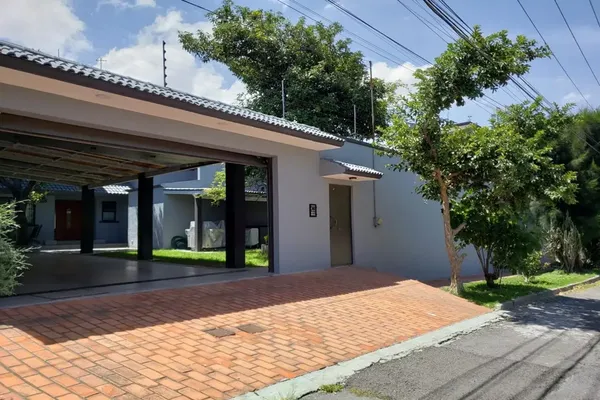 Foto de inmueble en CEDROS #5, Col. Las Ánimas C.P. 72400, Puebla