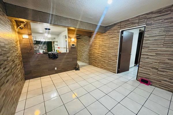 Foto de inmueble en Cedros, Col. Jardines de Santa Mónica C.P. 54050, Tlalnepantla de Baz