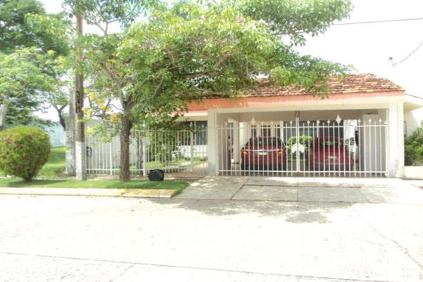 Foto de inmueble en ceiba #533, Col. Framboyanes C.P. 86020, Centro