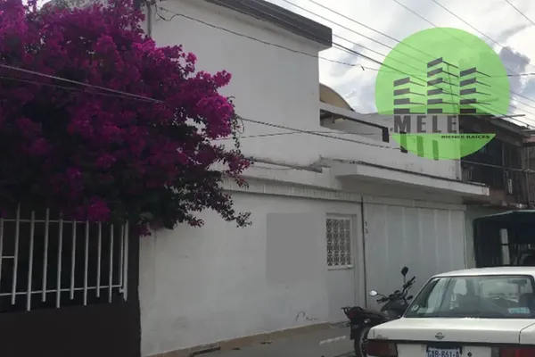 Foto de inmueble en Centenario #100, Col. IV Centenario C.P. 34150, Durango