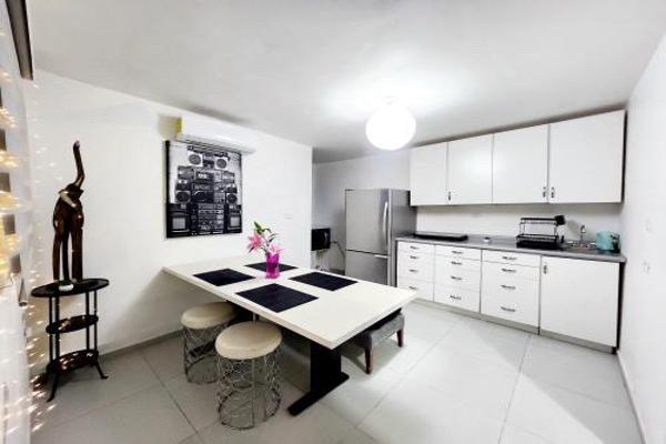 Foto de inmueble en Centenario, Col. Proyecto Rio Sonora C.P. 83270, Hermosillo
