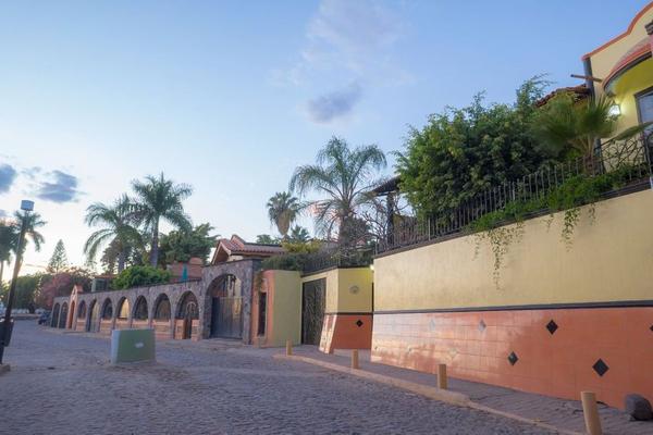 Foto de inmueble en centro, Col. Ajijic Centro C.P. 45920, Chapala