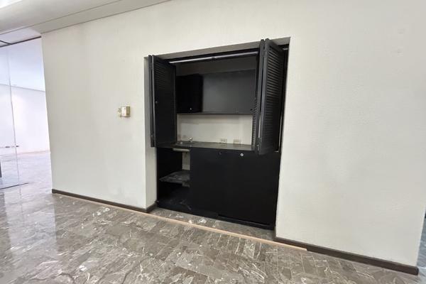 Foto de inmueble en Centro de Monterrey, Col. Monterrey Centro C.P. 64000, Monterrey