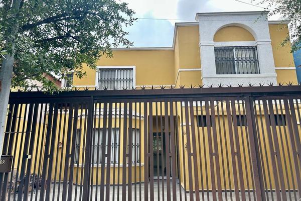 Foto de inmueble en Cerezo, Col. Real Cumbres 2do Sector C.P. 64346, Monterrey