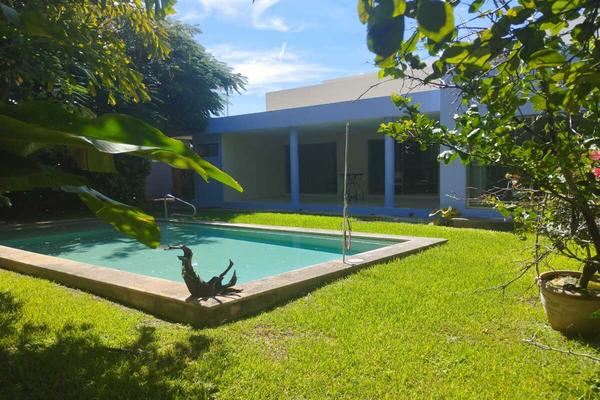 Foto de inmueble en cerrada, Col. Altabrisa C.P. 97130, Mérida