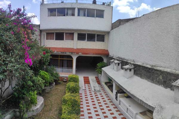 Foto de inmueble en Cda.Cam.Real del Ajusco, Col. Fuentes de Tepepan C.P. 14643, Tlalpan