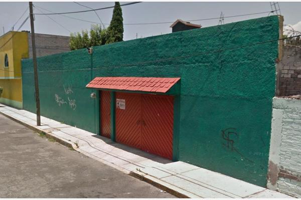 Foto de inmueble en Cerrada de Cuitlahuác #S-N, Col. San Lorenzo C.P. 09857, Iztapalapa