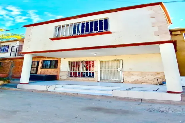 Foto de inmueble en Cerrada de la nieve #310-20, Col. Leandro Rovirosa Wade C.P. 27120, Torreón